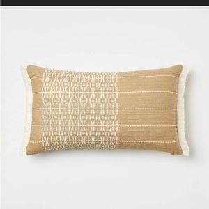 ⚜️Threshold Oversized embroidered lumbar throw pillow